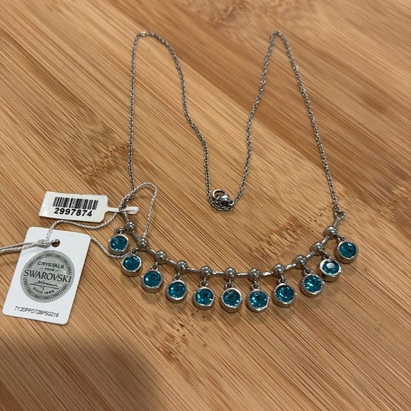 NWT Swarovski Silver Necklace with Dark Aqua Crystals - Picture 3 of 5